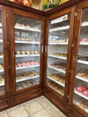 La Perla Bakery