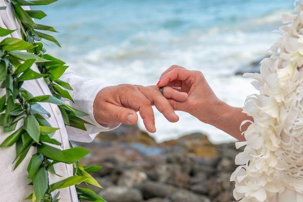 Maile Weddings and Photography