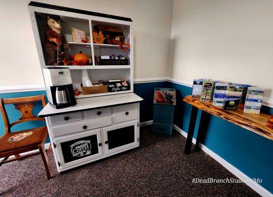 Morning coffee in the lobby.