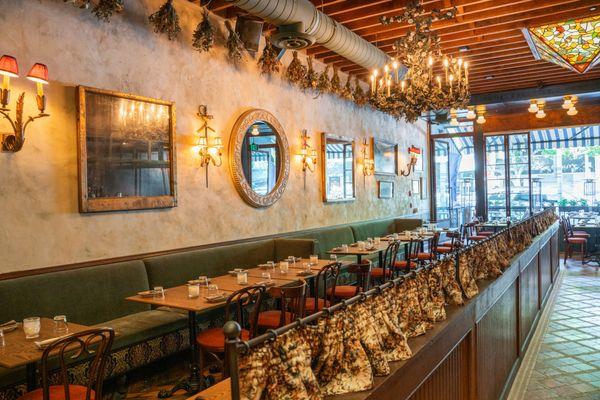 Elegant Interior of Bacari Culver City