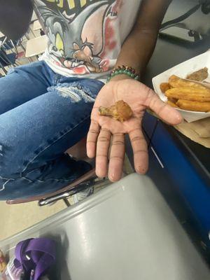 This small wing was counted as a whole wing...DON'T COME HERE. Go to the one on Blythewood if you want Krispy Krunchy