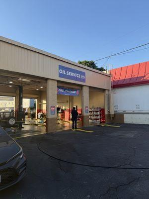 Valvoline Express Care