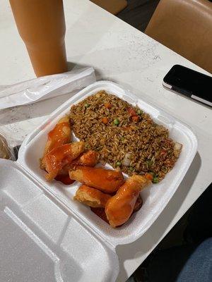 $23 on Grubhub for this sweet and sour chicken... the disrespect ...