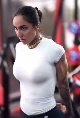 Bakhar Nabieva!! Yoooooo....... BADASSSSSSSSS....!!!! I was star struck watching her workout! Super nice! Love my gym.... :))))