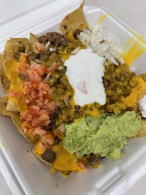 Nachos with steak