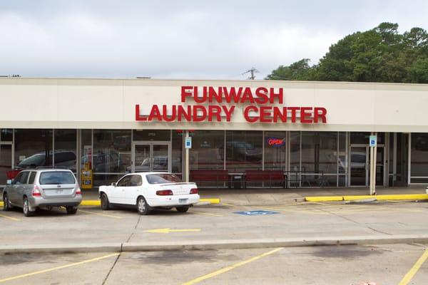 Fun Wash Laundry Center