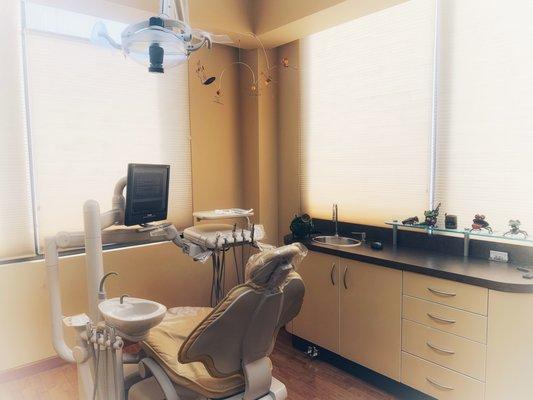 George Kivowitz, DDS at Newtown Dental Arts