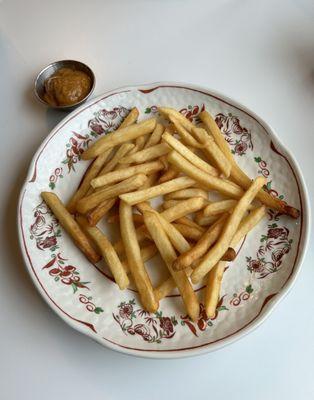 Potato Fries with Homemade Mild-Spicy Chipotle Mayo
