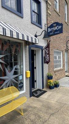 The ButterCup - Woodstock