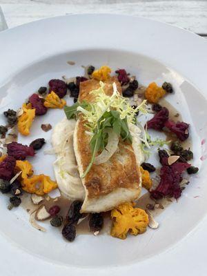 Halibut w pickeled cauliflower