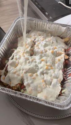 Esta es la salchipapas con todo