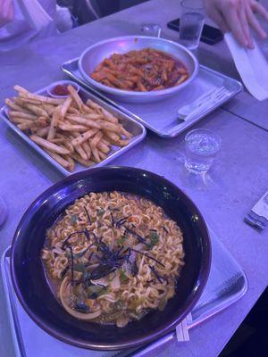 fries, 떡볶이, 라면