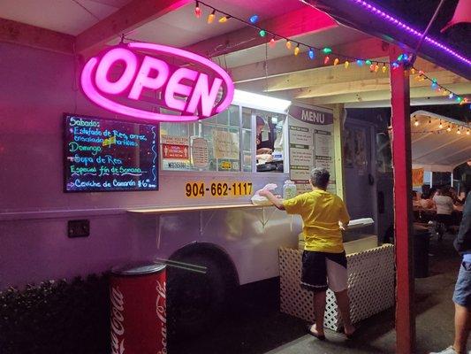 Ready to have some awesome authentic Honduran food!!!