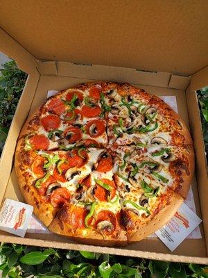 Large 3 topping pizza