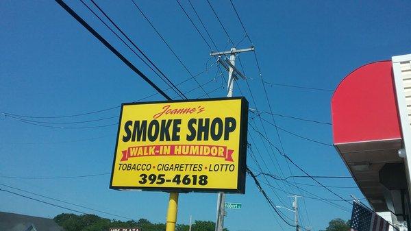 Joannes Smoke Shop