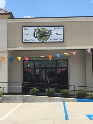 Cricket's Daiquiris and Sports Bar