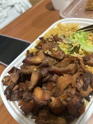 The driest Bourbon Chicken Combination Special I've seen in my life.