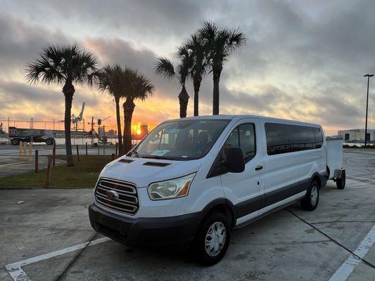 14 passenger van and luggage carrier trailer