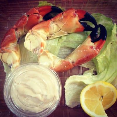 Medium sized stone crabs delivered right to my door