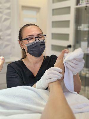 European Nails and Pedicure Salon