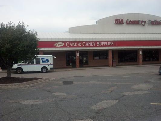Lynn's Cake & Candy Supplies