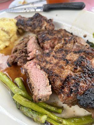 Ki's Steak & Seafood Restaurant and Bar