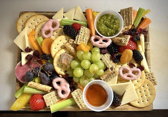 Starling Lounge Coffee Bar & Taproom