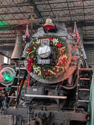 Great decorations! Really rocking the spirit