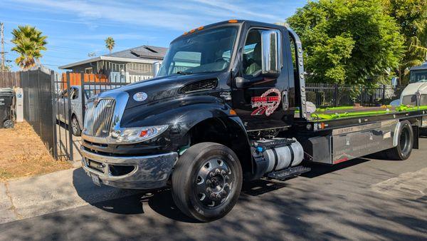 Prime Time Tow and Transport