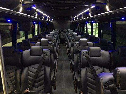 35 Passengers Executive Mini Coach Bus