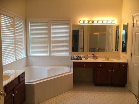 J & E House Cleaning