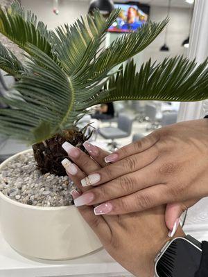 Love these nails an elegant set !