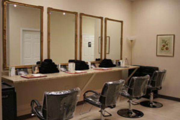 Kings & Queens Salon