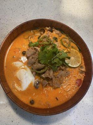 Fatty Beef Tom Yum Mama Noddle Soup