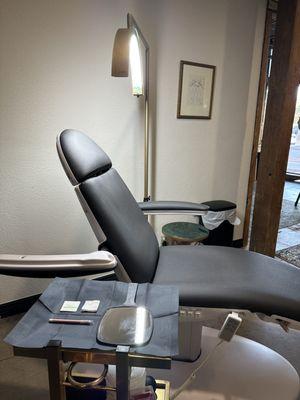 Treatment chair