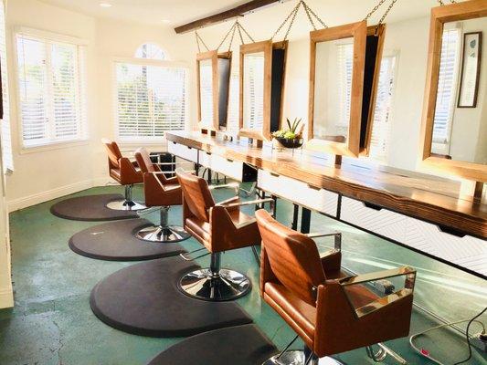 Light, bright, fresh air and ocean breeze.