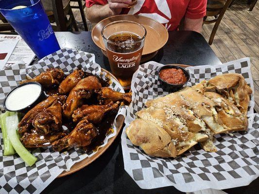 Underdog Sports Bar & Grill