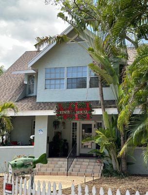Vinoy House