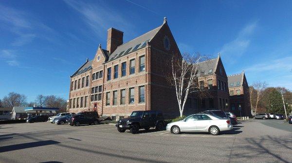 Rogers & Gray's Quincy office if located within the shared office space of OfficeLink Quincy