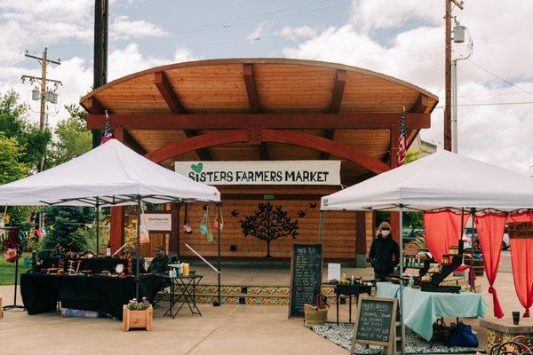 Live music will be back at the market in 2021!