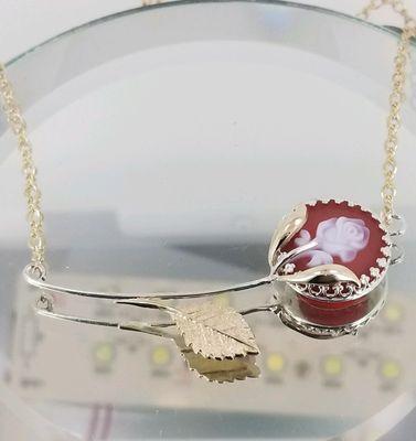 We create custom jewelry.