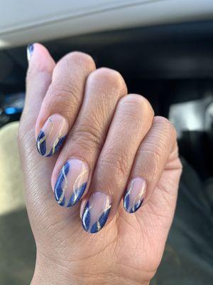 Love the velvet blue. Noriko was able to match the color of the dress I was going to wear as a wedding guest.