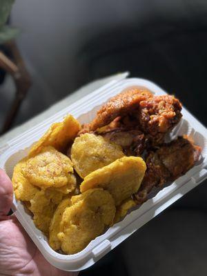 Johnny's Fried Chicken & Comida Hispana