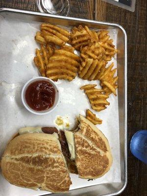 Cuban sandwich with waffle fries