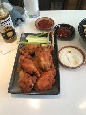 Large fresh, spicy wings. Home made ranch. 5 Stars. Did I say large?