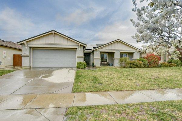 Nicole Rubio - River Valley Realty