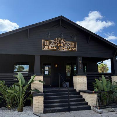 Urban Jungalow