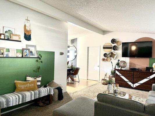 Murals & Decor By Monica