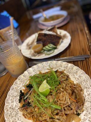 Hot Noodz, Crab Rangoon Grilled Cheese with Tomato Fennel Red Curry Bisque with a Dirty Thai to kick it off