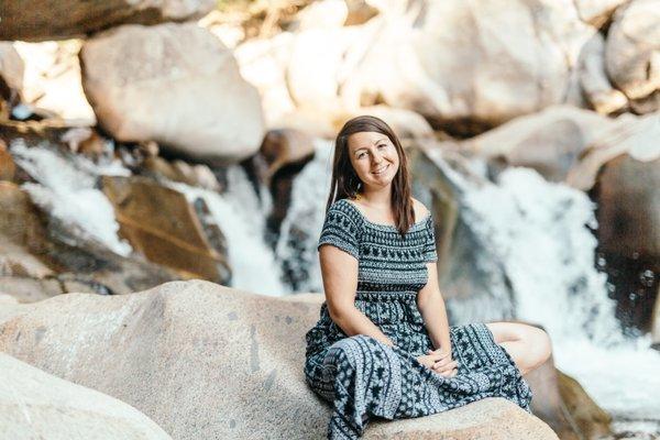 Supporting moms on the journey to motherhood.